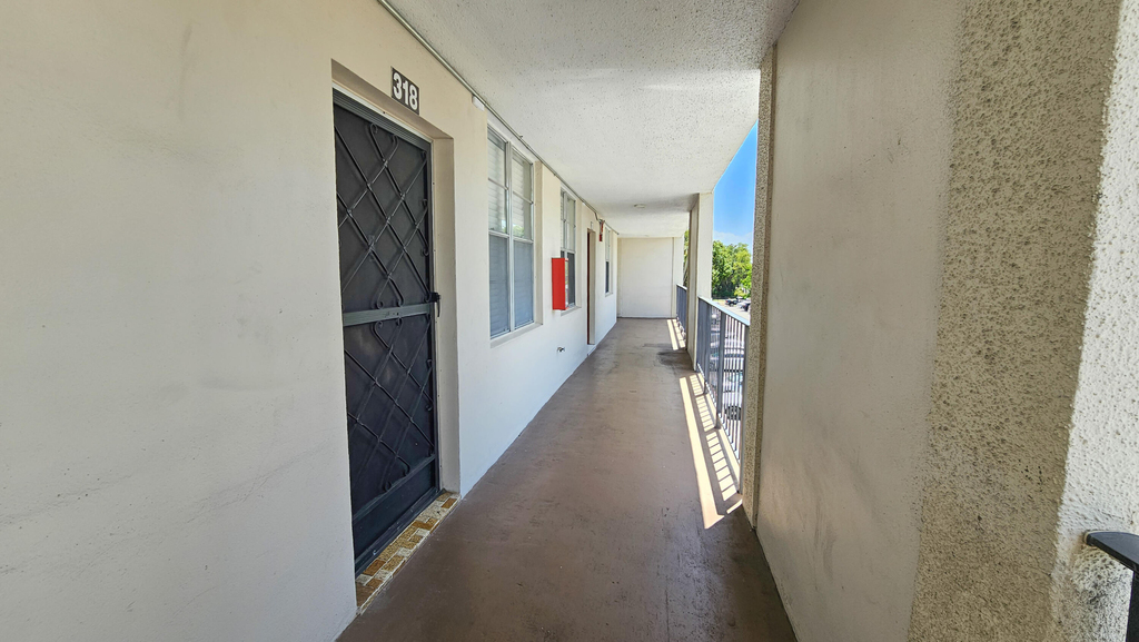 2650 Nw 49th Avenue - Photo 4