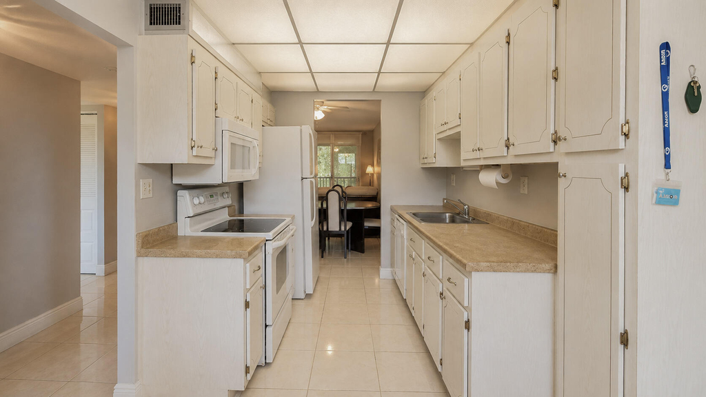 2650 Nw 49th Avenue - Photo 13