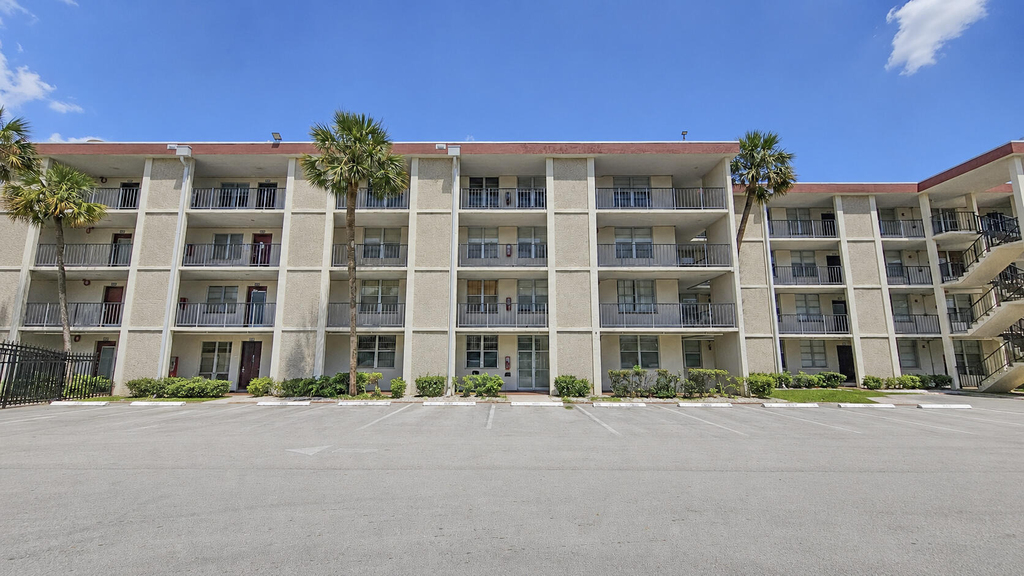 2650 Nw 49th Avenue - Photo 58