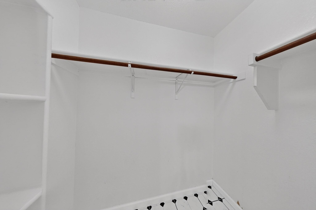 2505 Mitchell Lane - Photo 31