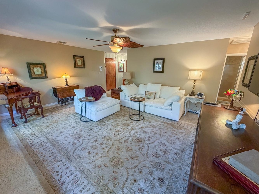 4195 Ne Hyline Drive - Photo 7