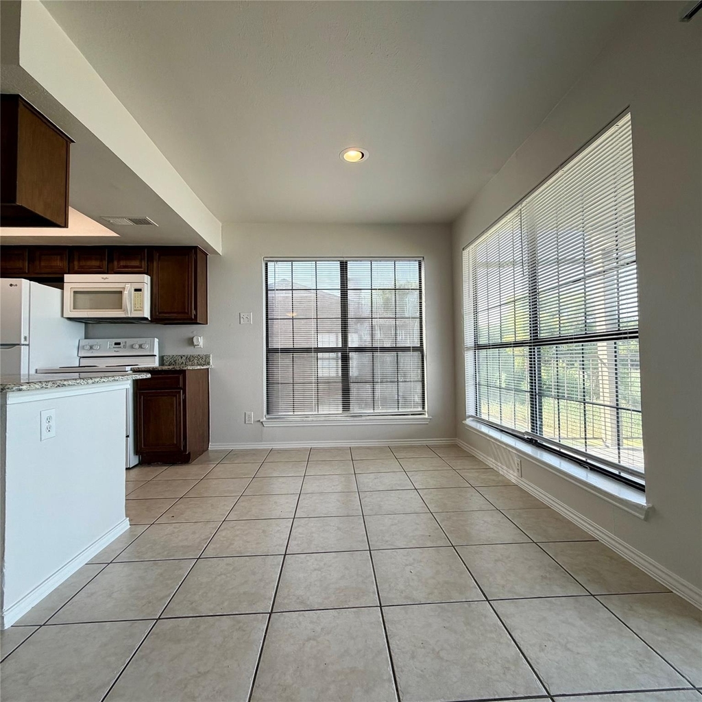 4492 Chaha Road - Photo 6