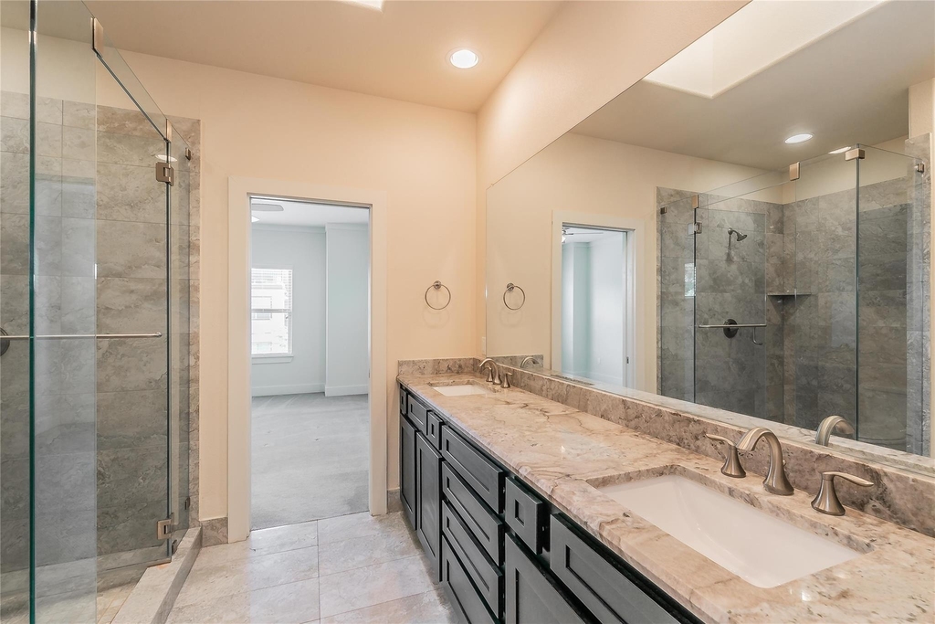 5901 Ross Avenue - Photo 16