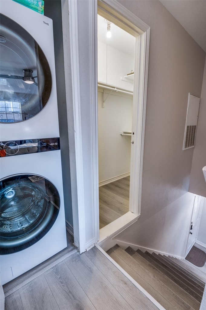3033 San Jacinto Street - Photo 9
