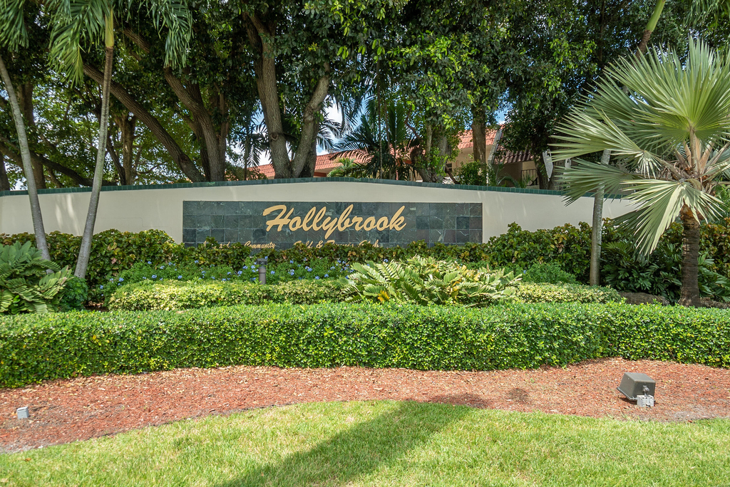 681 S Hollybrook Drive - Photo 54