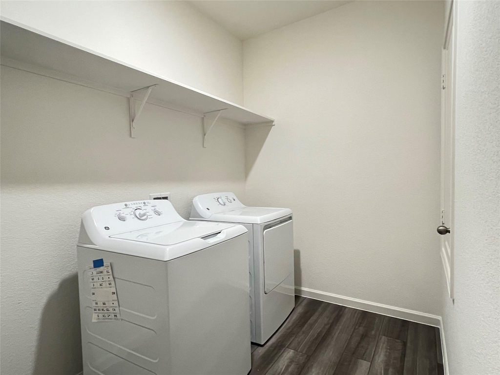 902 Lexington Lane - Photo 17