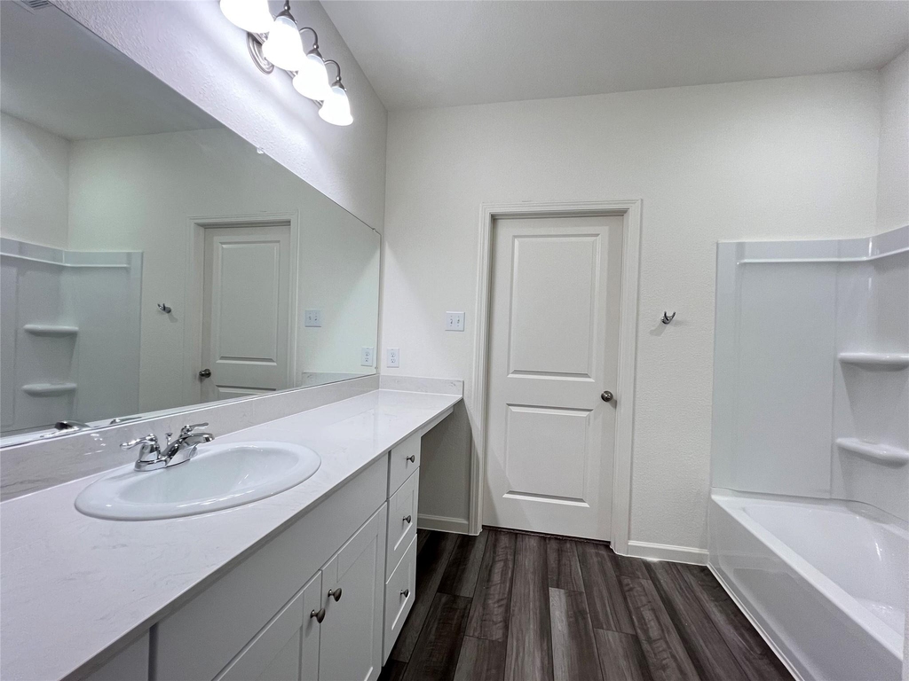 902 Lexington Lane - Photo 12