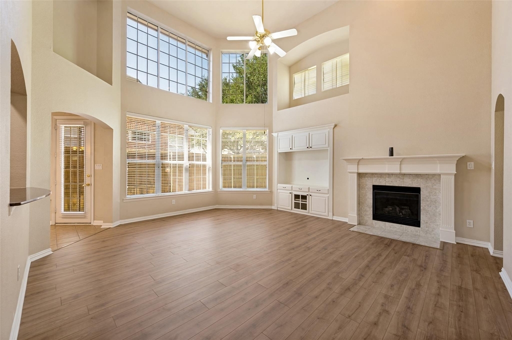 3621 Nandina Drive - Photo 2