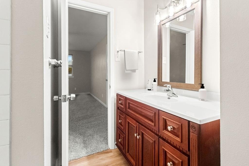 8615 Ronnie Street - Photo 13