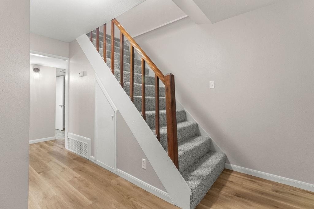 8615 Ronnie Street - Photo 4