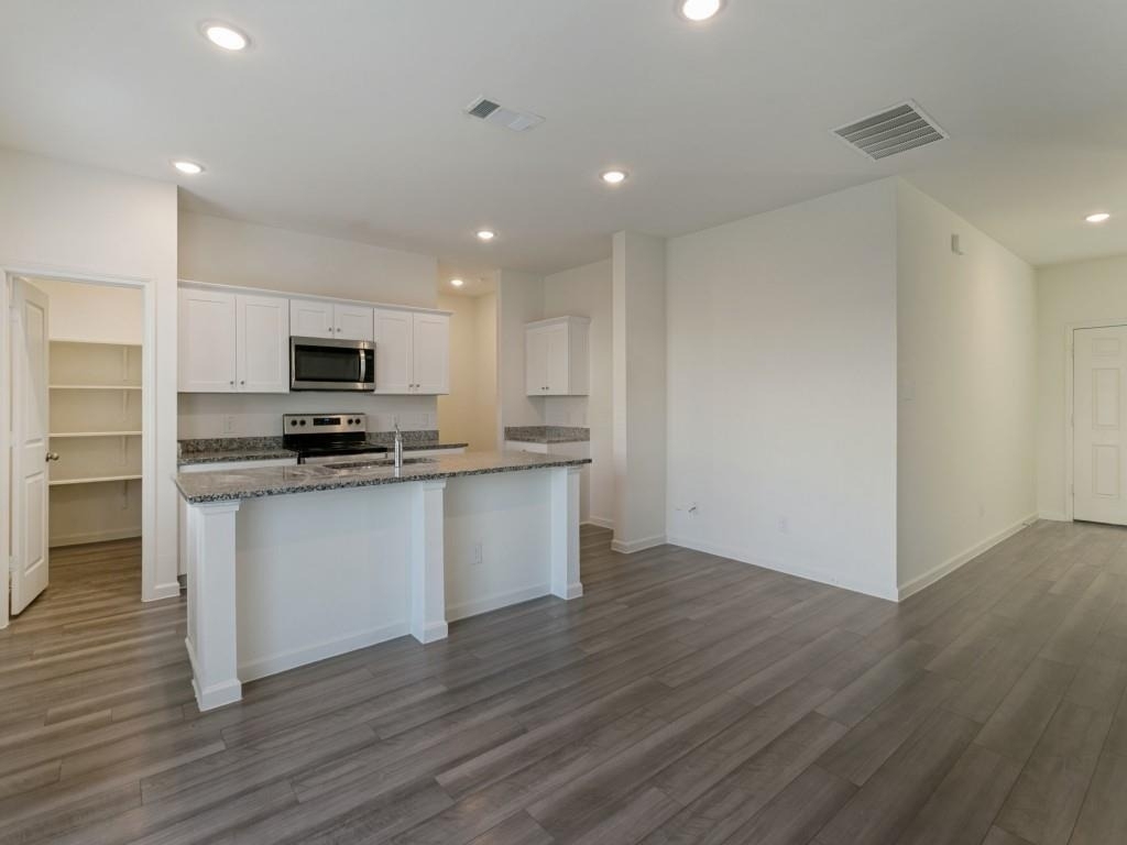 10328 Rosegreen Lane - Photo 3