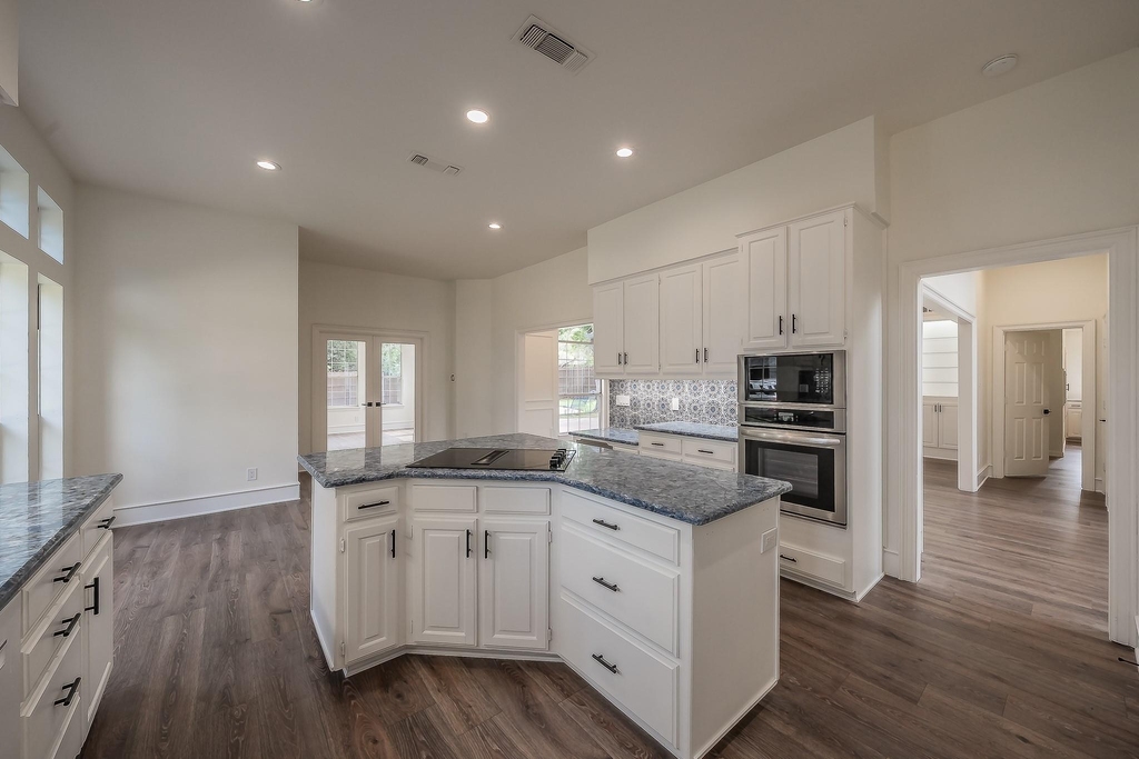 543 Timber Ridge Drive - Photo 10