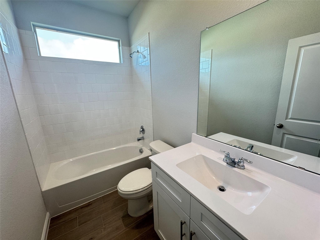 4300 Cornelia Street - Photo 19