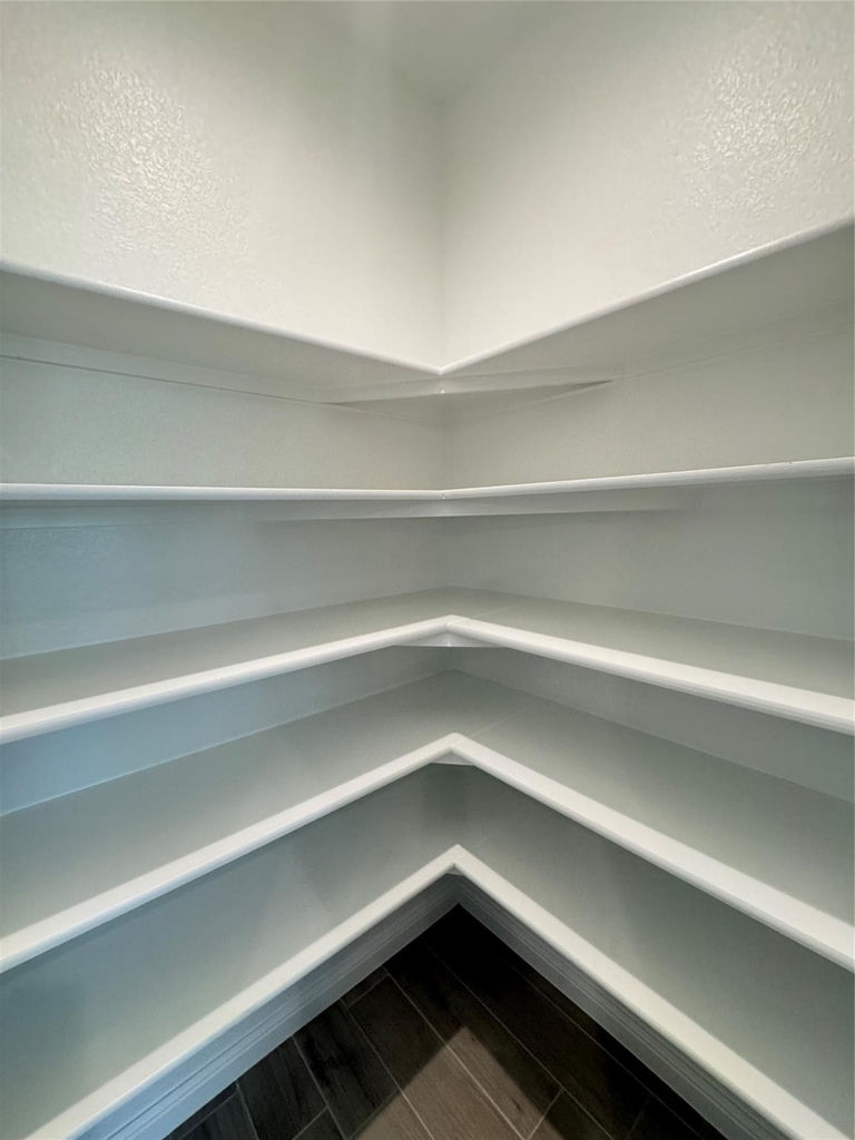 4300 Cornelia Street - Photo 12