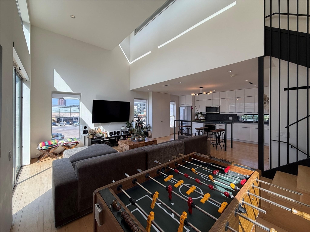 2021 Glencoe Street - Photo 16