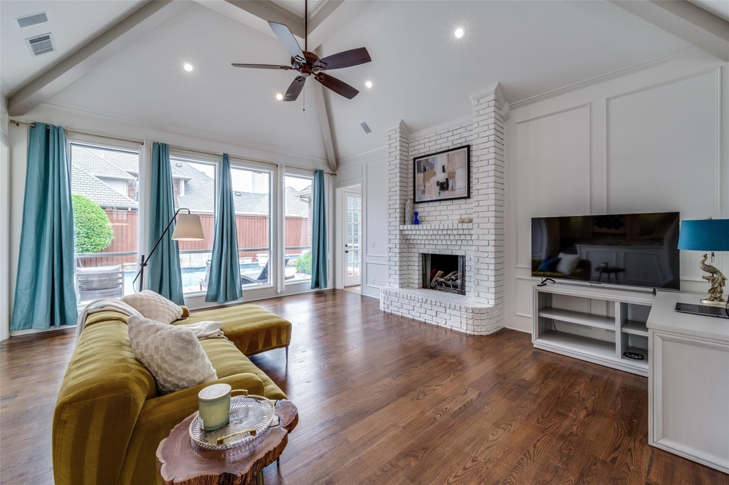 4605 Adrian Way - Photo 5