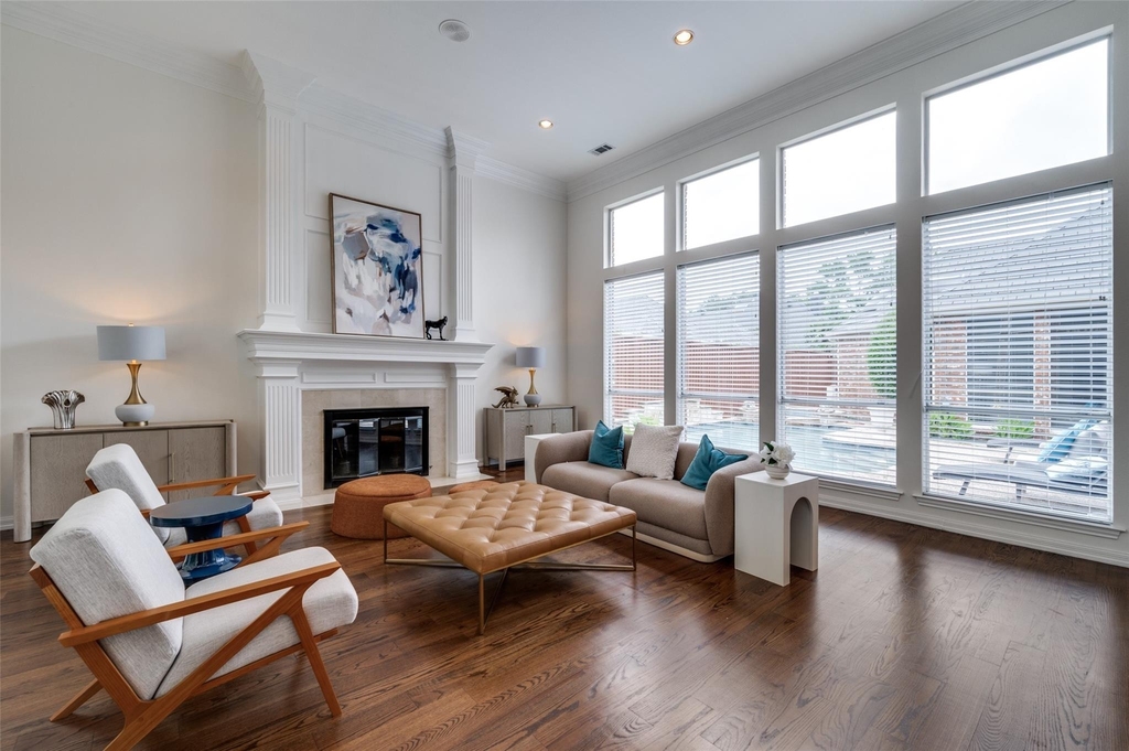 4605 Adrian Way - Photo 3