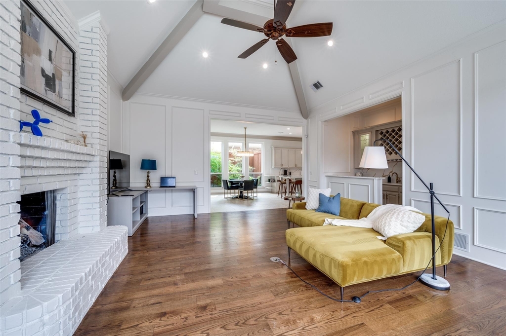 4605 Adrian Way - Photo 6