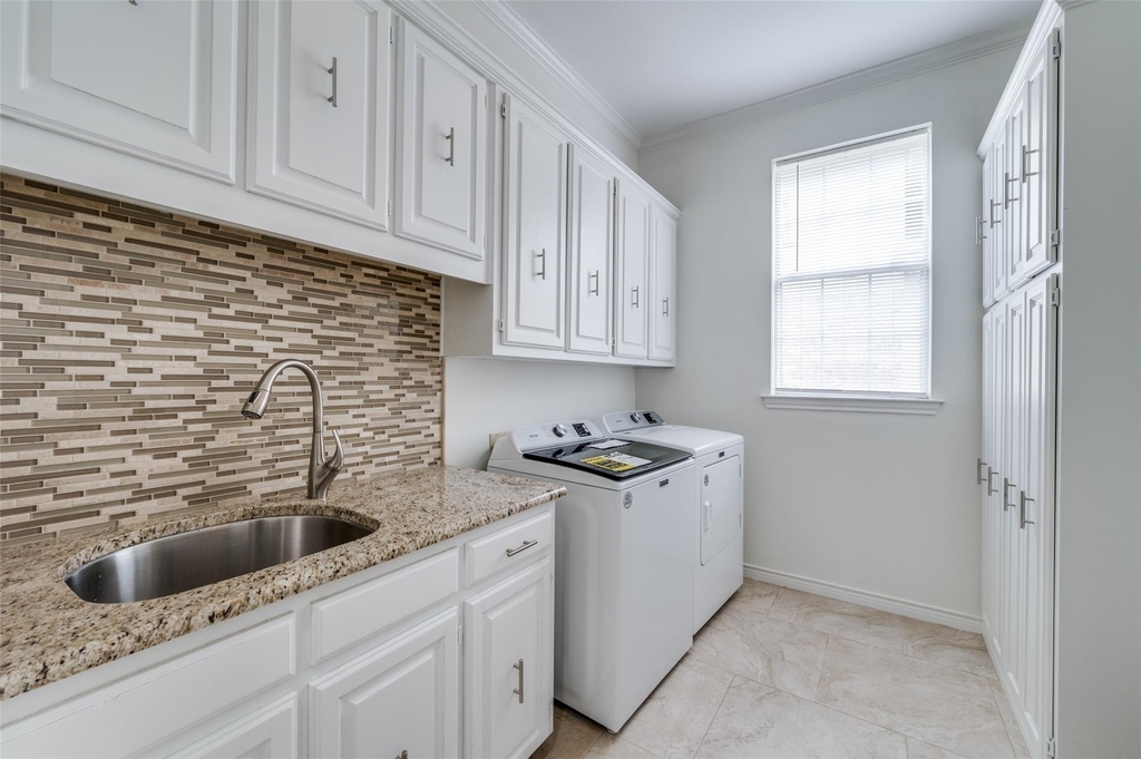 4605 Adrian Way - Photo 21