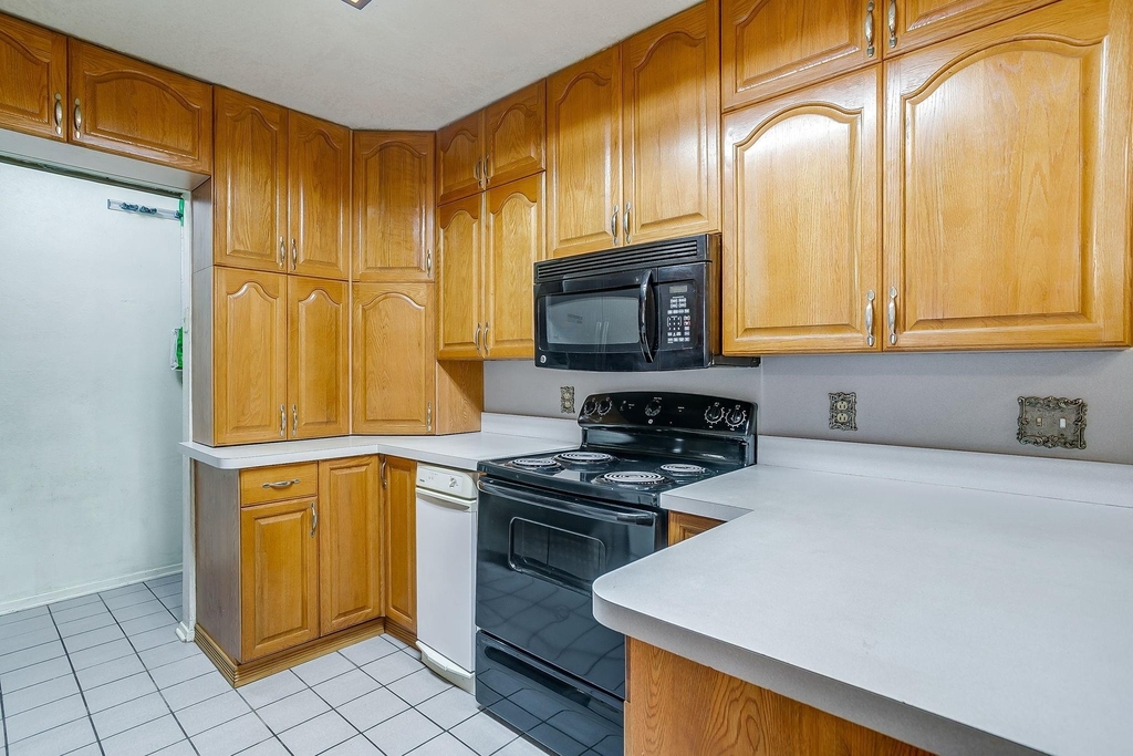 3031 Las Vegas Trail - Photo 11