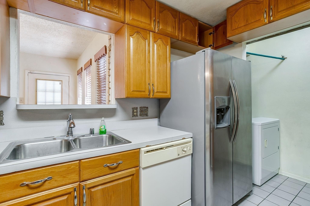 3031 Las Vegas Trail - Photo 12