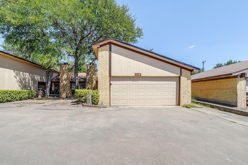 3031 Las Vegas Trail - Photo 1