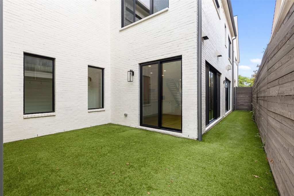 3526 Asbury Street - Photo 36