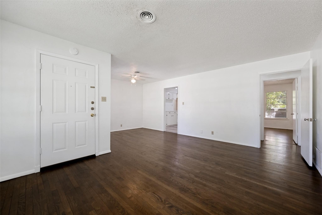 3214 Avon Street - Photo 1