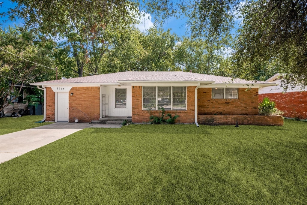 3214 Avon Street - Photo 0