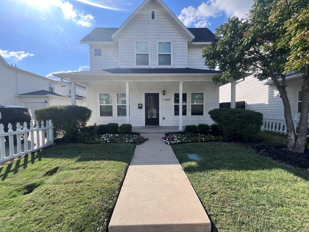 1203 N Tennessee Street - Photo 0