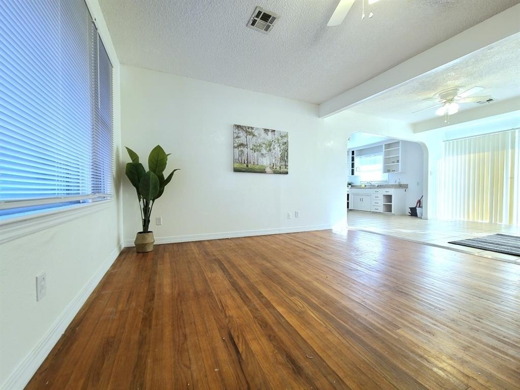 3114 N Holman Court - Photo 3