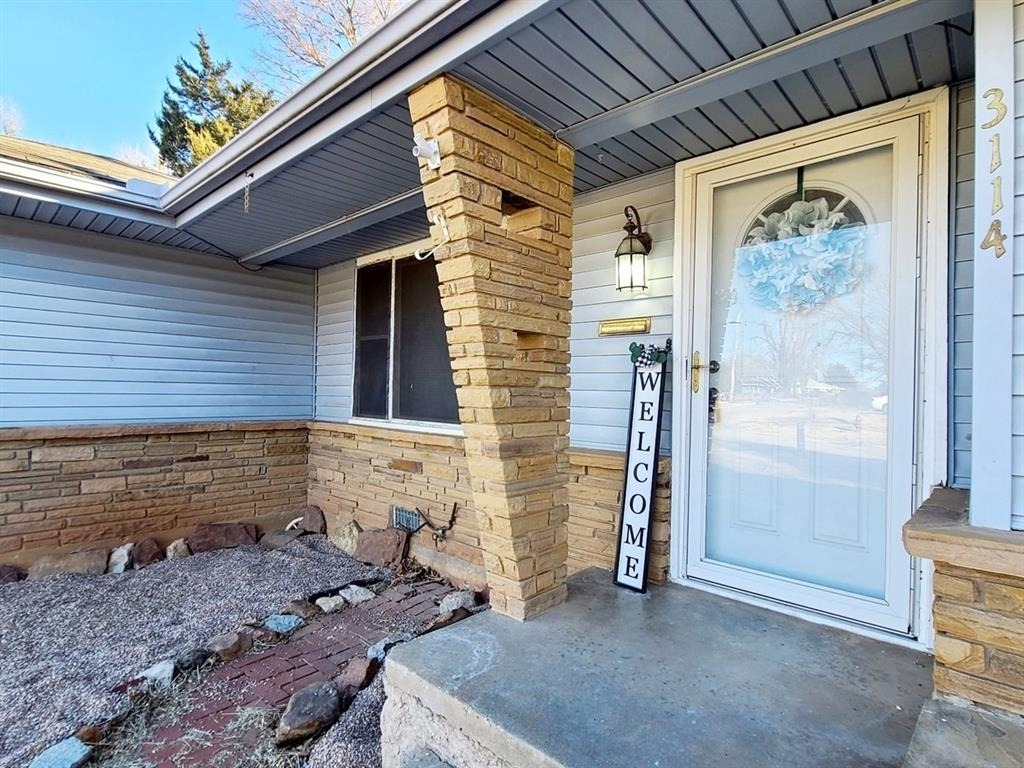 3114 N Holman Court - Photo 2