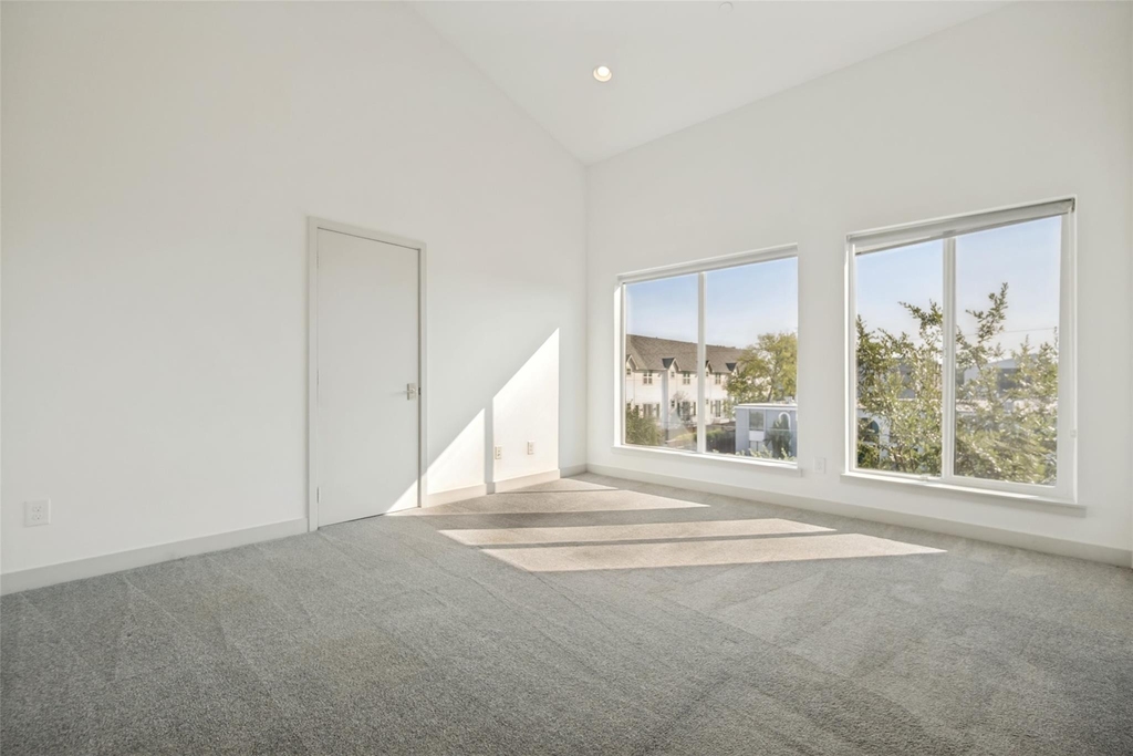 2103 Bennett Avenue - Photo 16