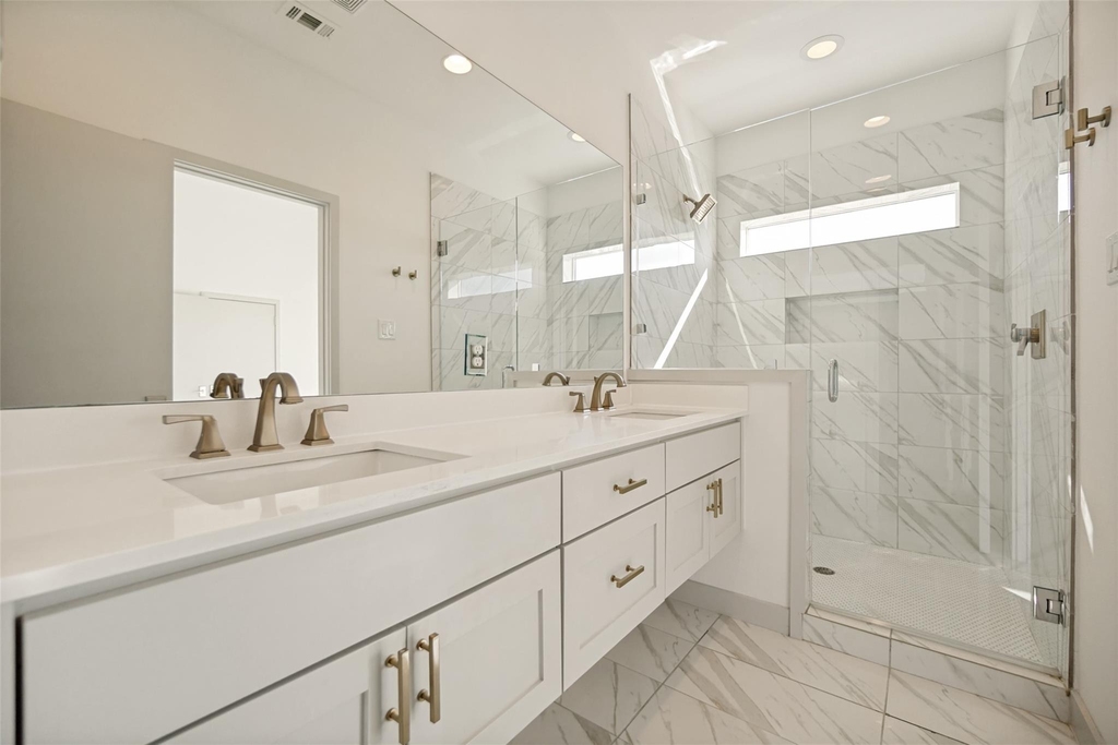 2103 Bennett Avenue - Photo 17