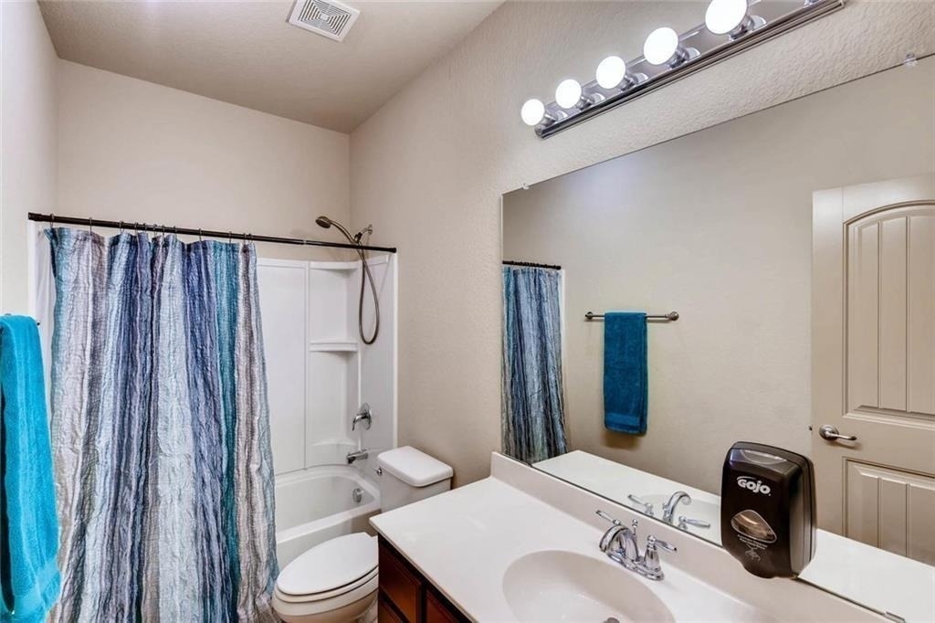 3401 Buckthorn Lane - Photo 4