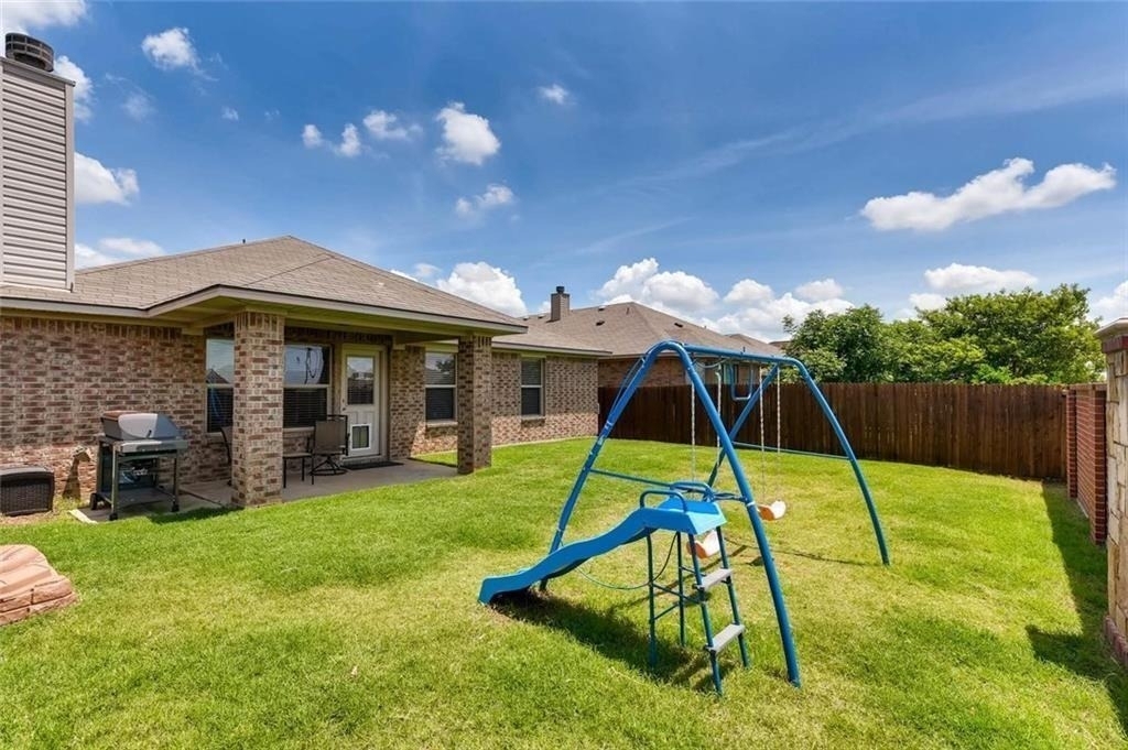 3401 Buckthorn Lane - Photo 2