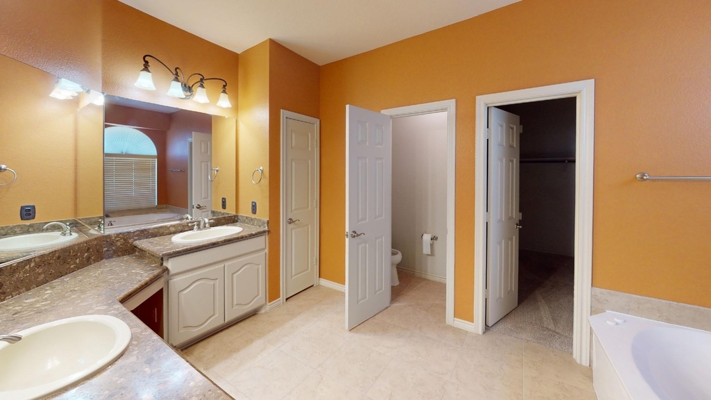 5628 Sleepy Creek Lane - Photo 23