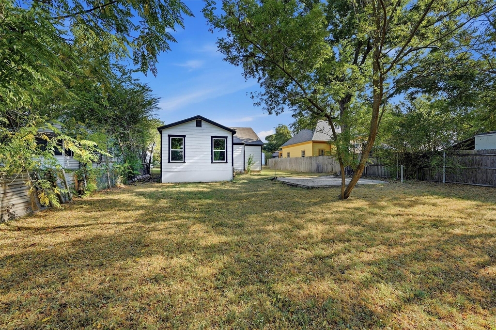 716 W Heron Street - Photo 20
