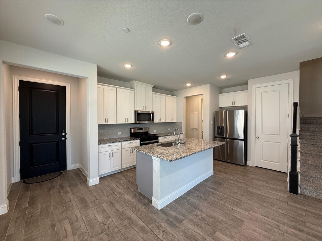 588 Hutchinson Lane - Photo 4
