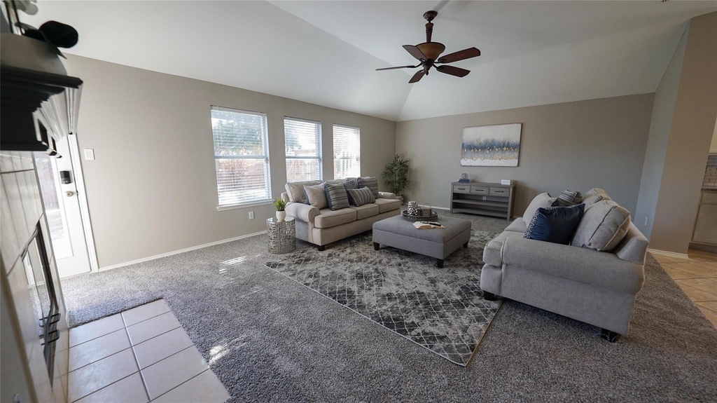 620 Azalea - Photo 18