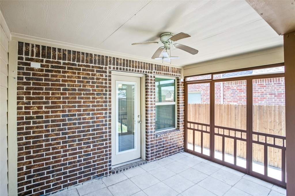 10120 Houston Way - Photo 22