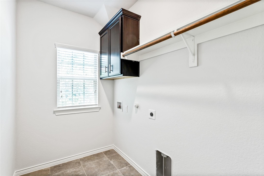 10120 Houston Way - Photo 5