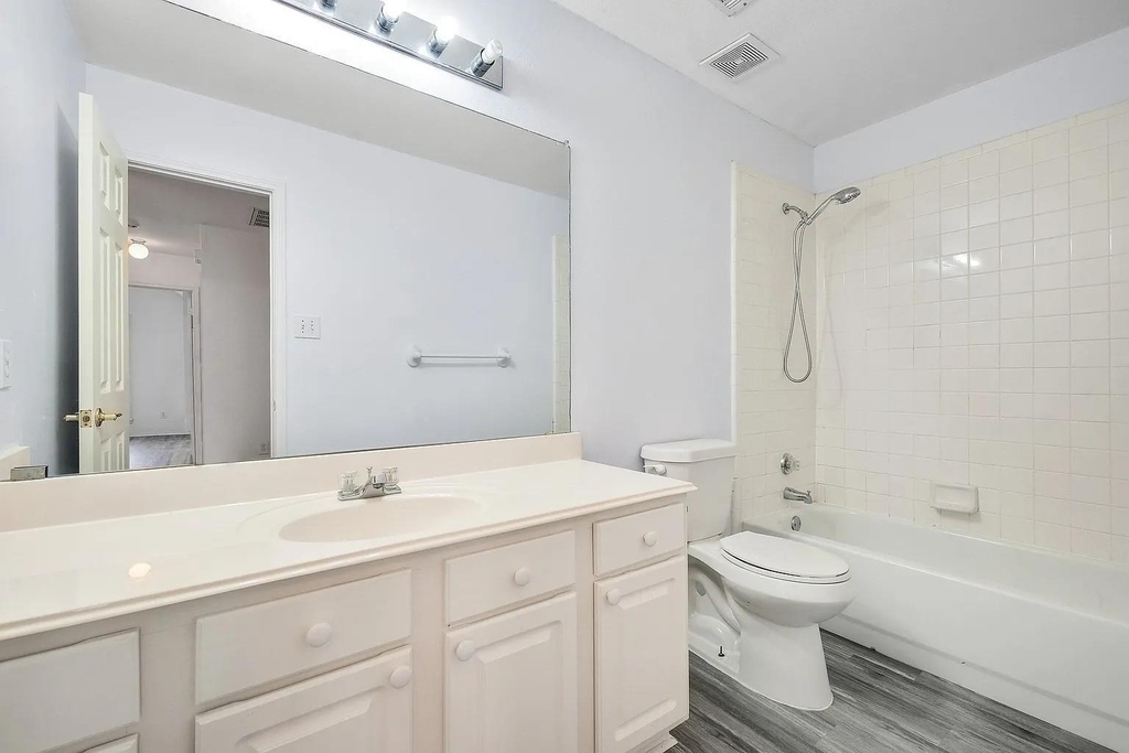 1372 Mae Drive - Photo 14