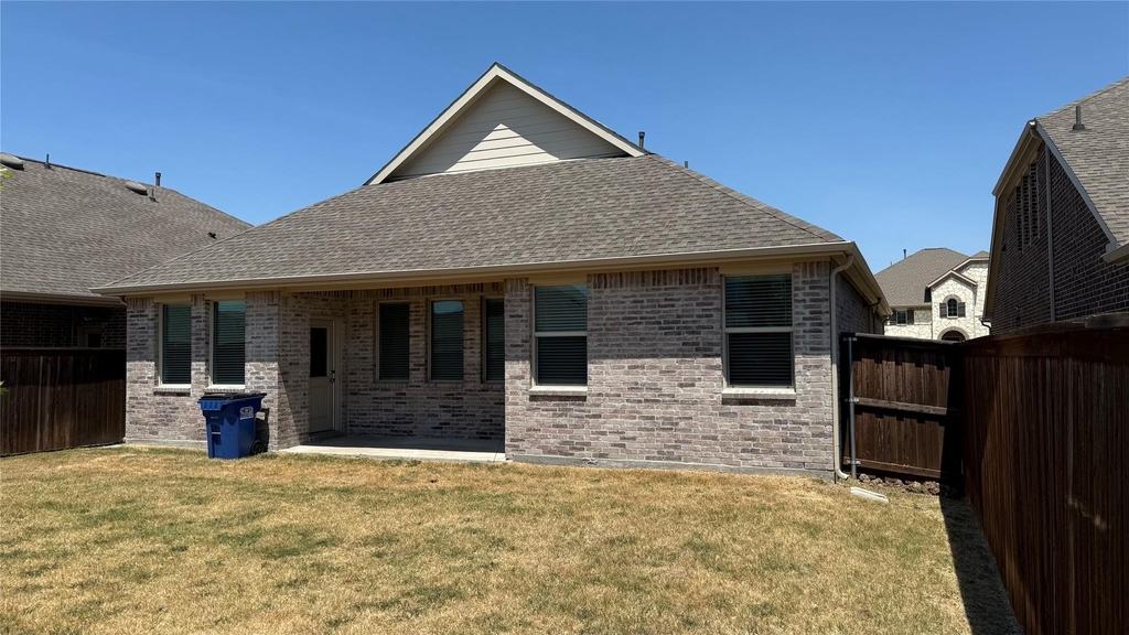812 Carmen Street - Photo 19