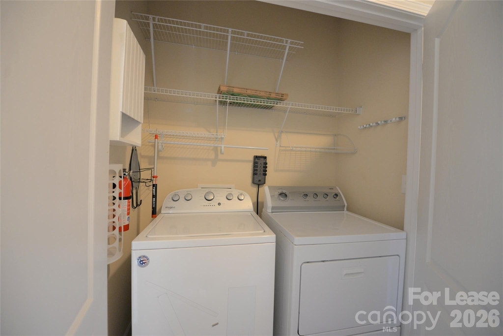 1055 Writers Way - Photo 11
