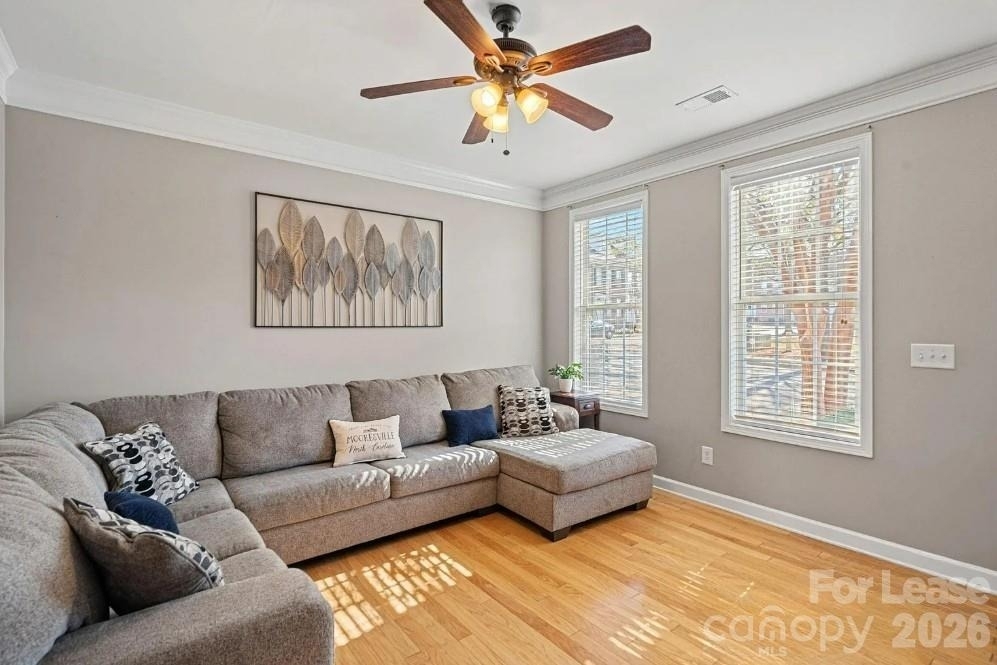 220 Welton Way - Photo 1