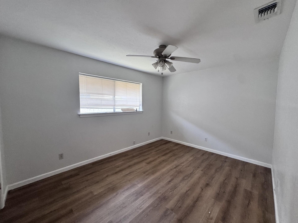 5467 Anita Street - Photo 10