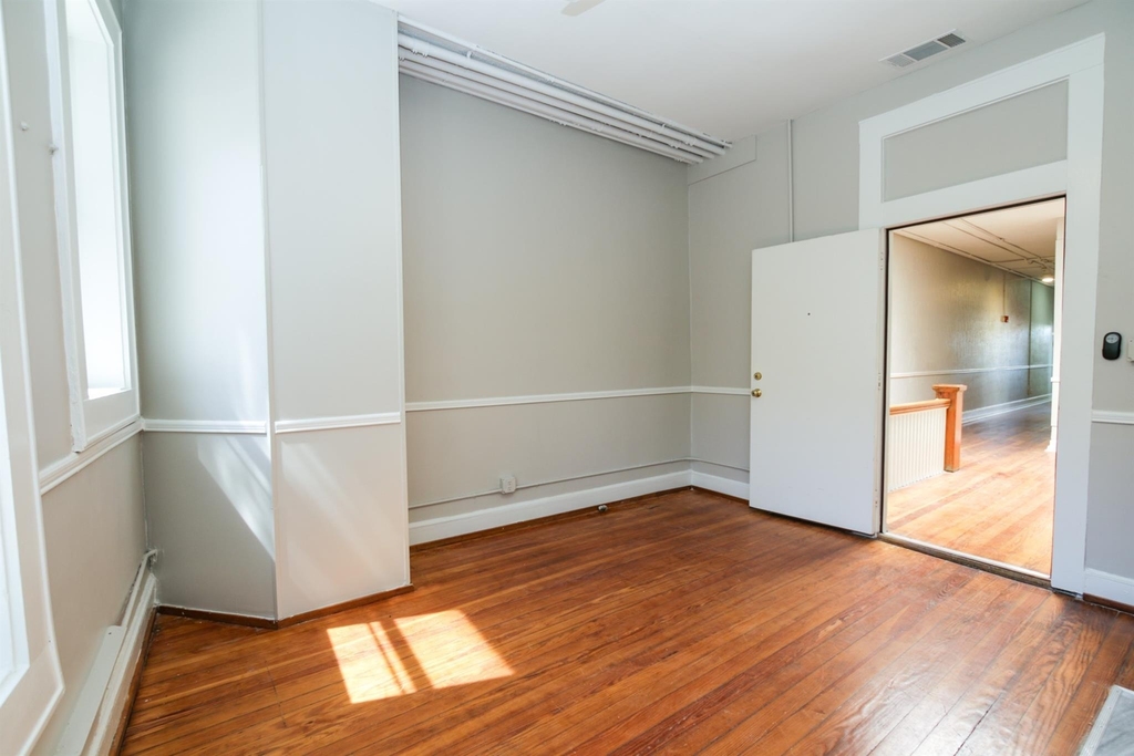 1108 S Akard Street - Photo 9