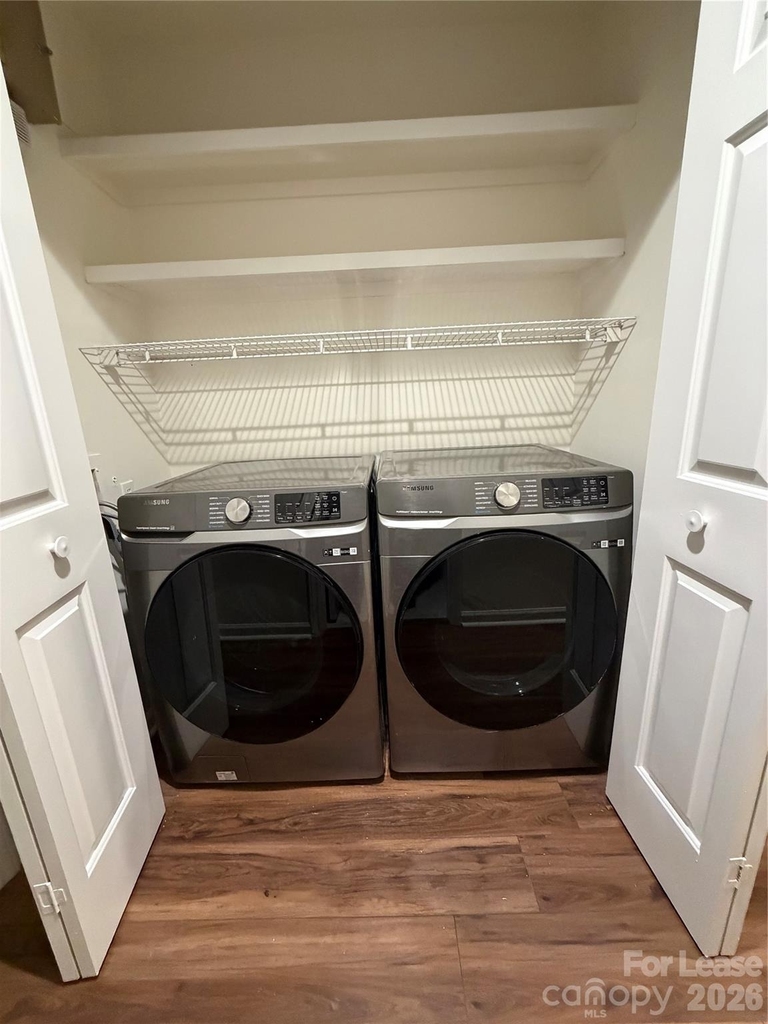 225 S Chase Street - Photo 3
