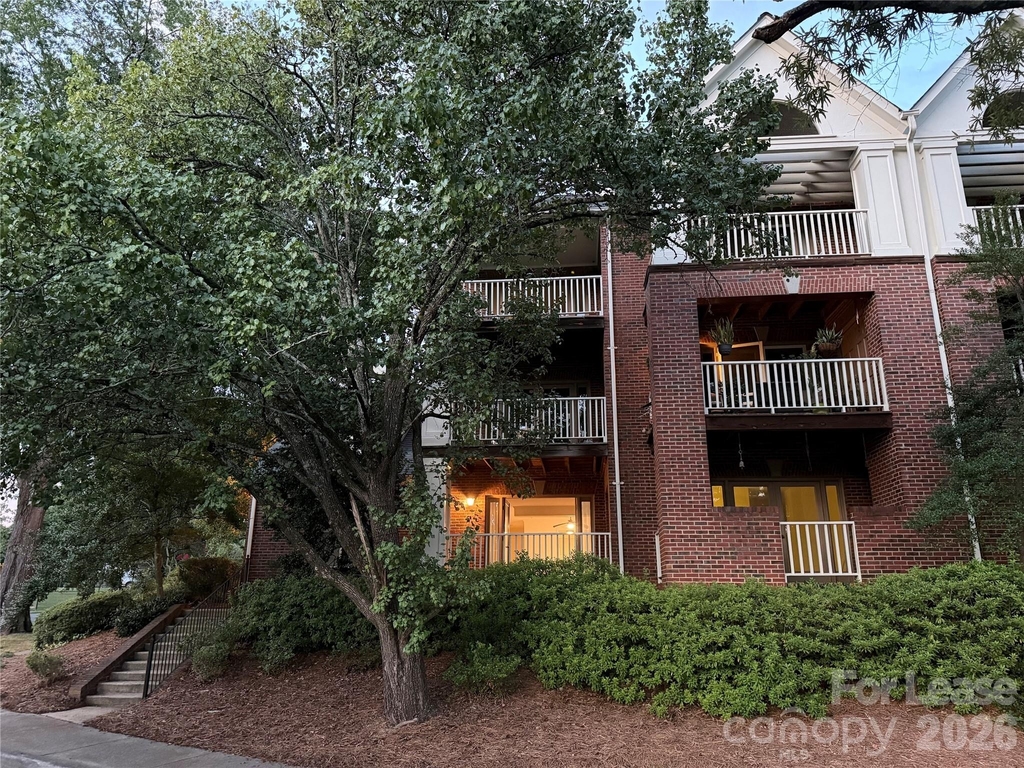 225 S Chase Street - Photo 8